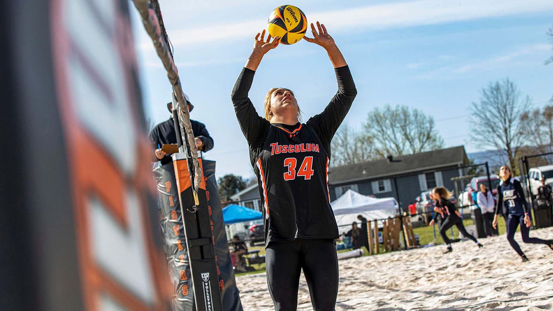 Pioneers grind out close wins in Jacksonville finale