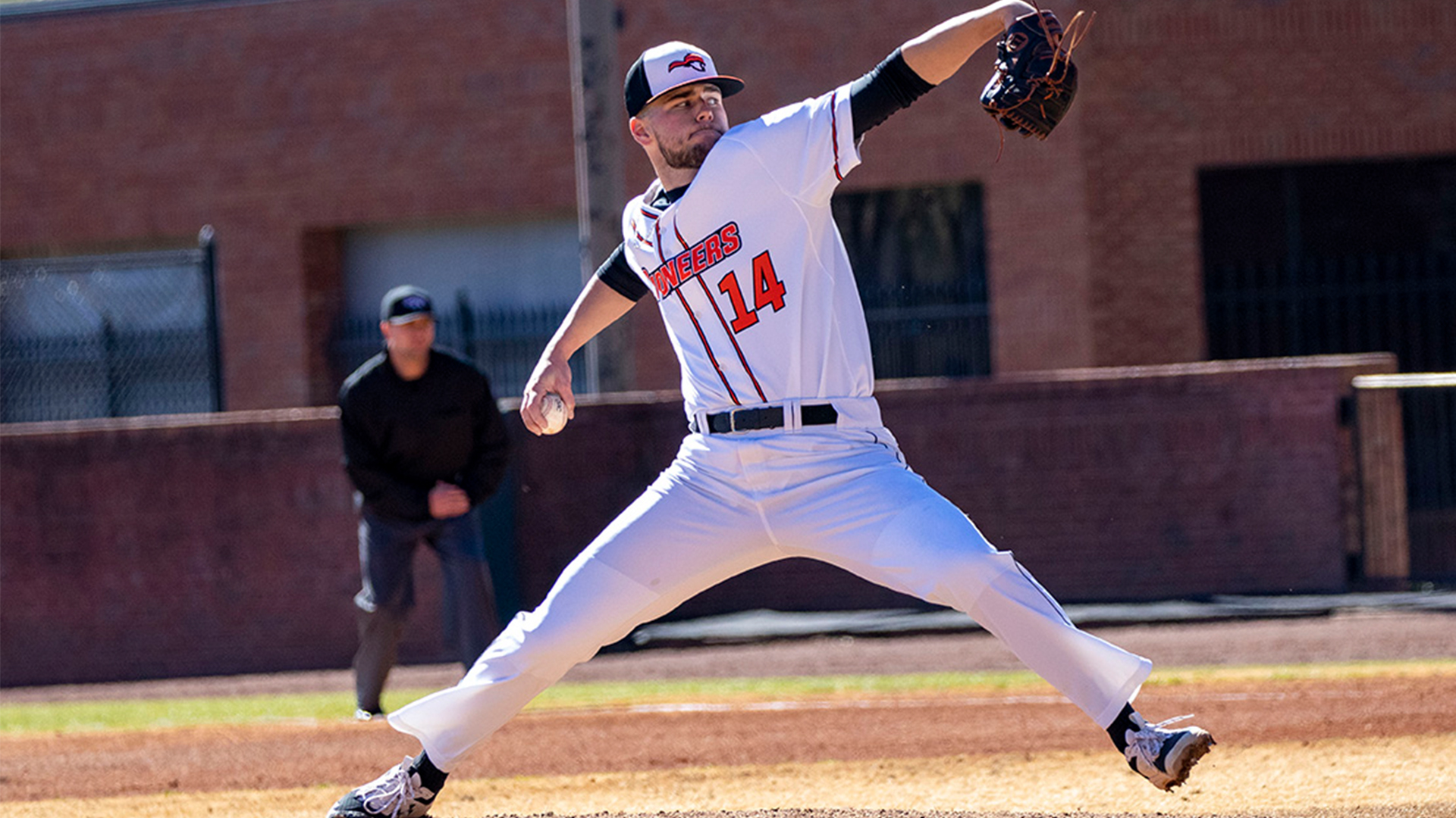 Catawba uses big inning to capture series opener with Tusculum