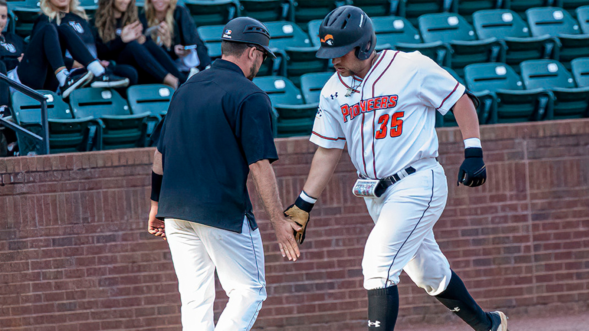 Kavulick hits grand slam, Pioneers fall 14-8 to King