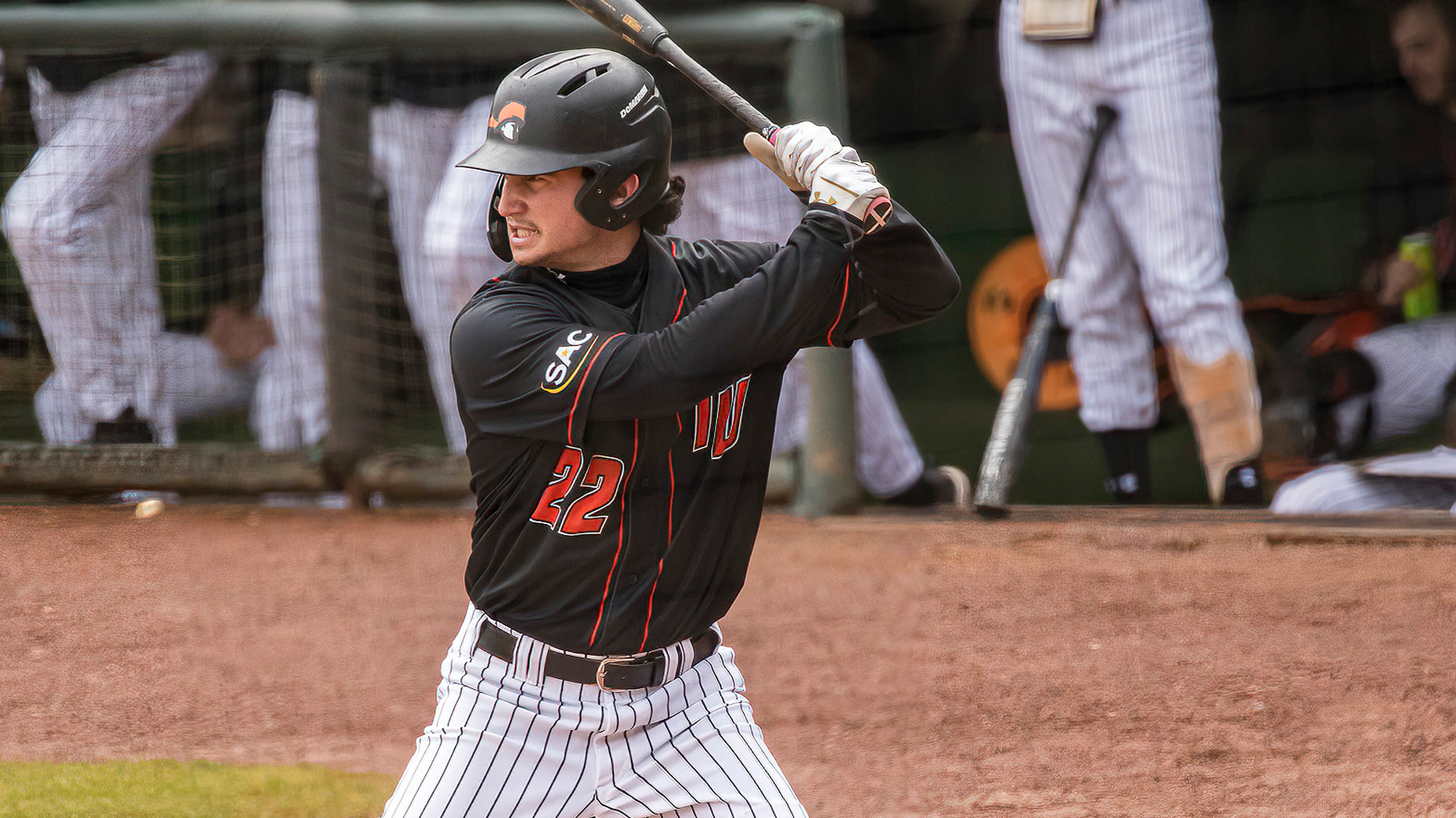 Pioneers fall to undefeated Lynn, 8-7 to wrap up Florida swing