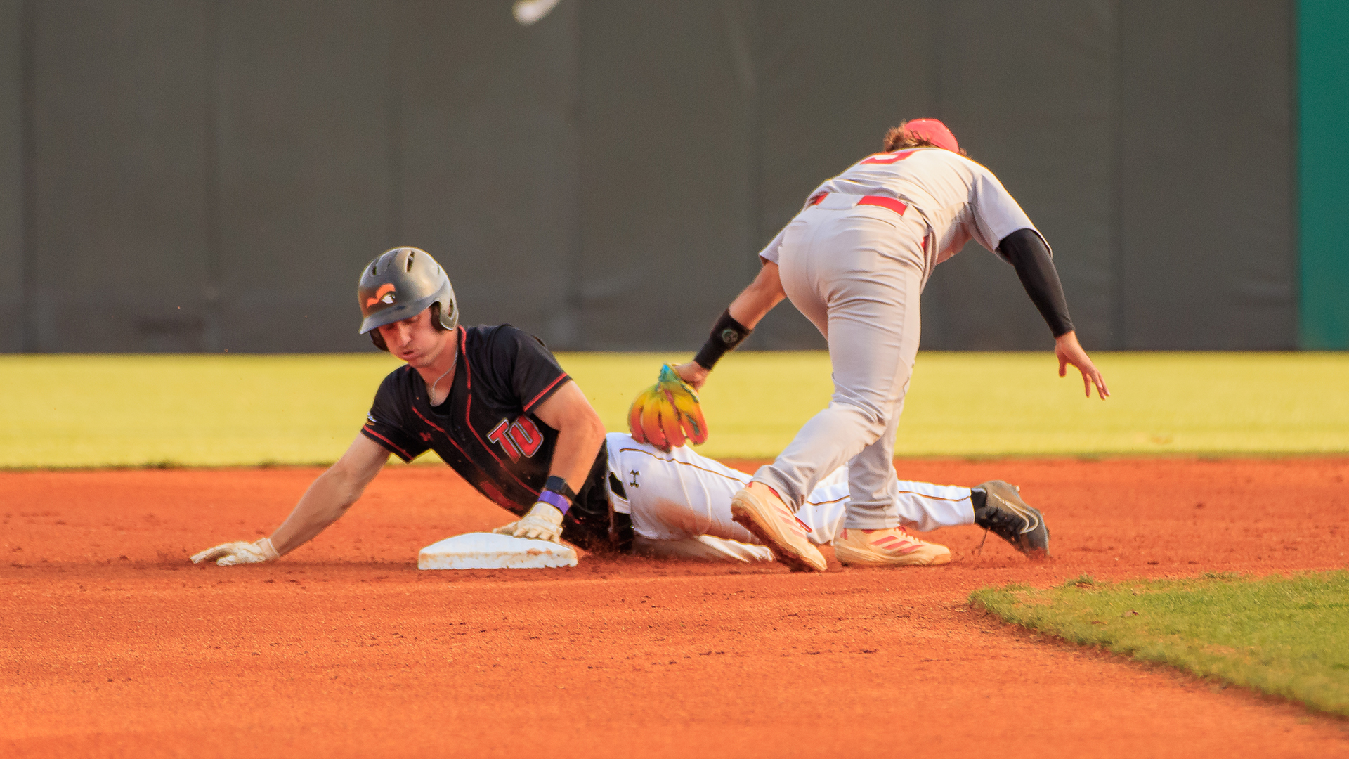 Landon Dockery went 3-for-4 and recorded his team-leading seventh stolen base of the season Friday vs Newberry (photo by Kari Ham)