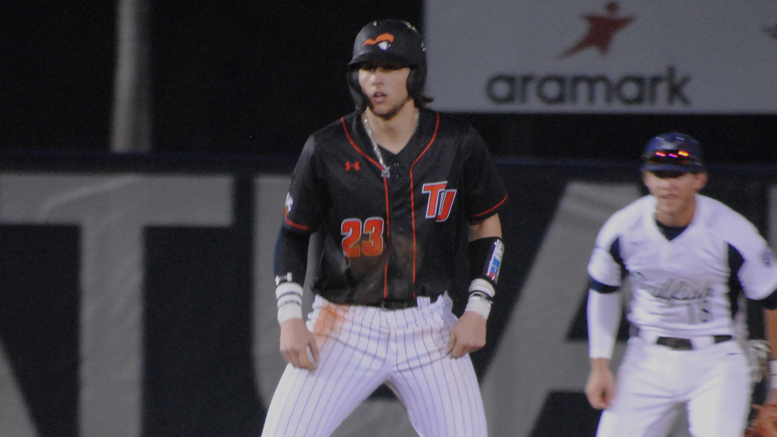 Pioneers edged 5-4 at No. 16 Nova Southeastern