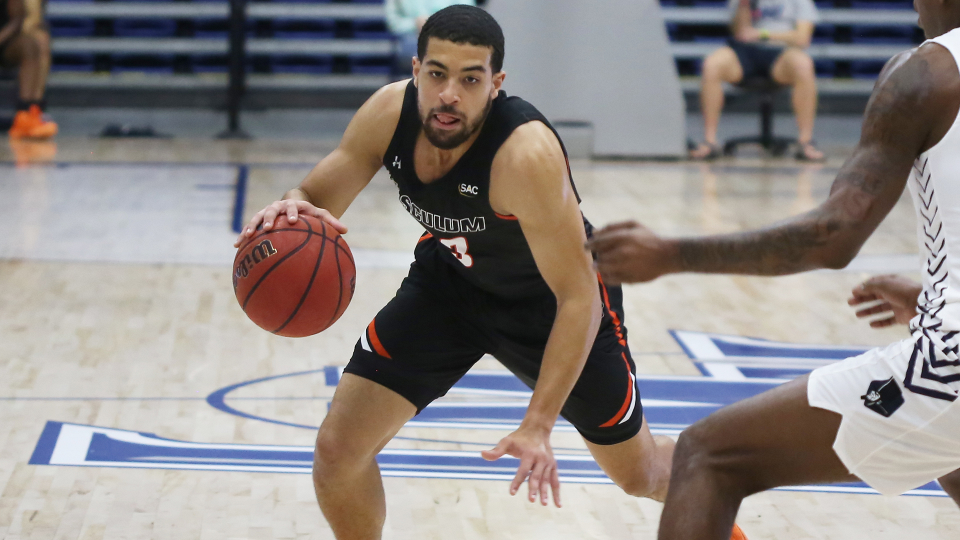 Gibson buzzer-beater rallies Pioneers to 74-72 win at Catawba