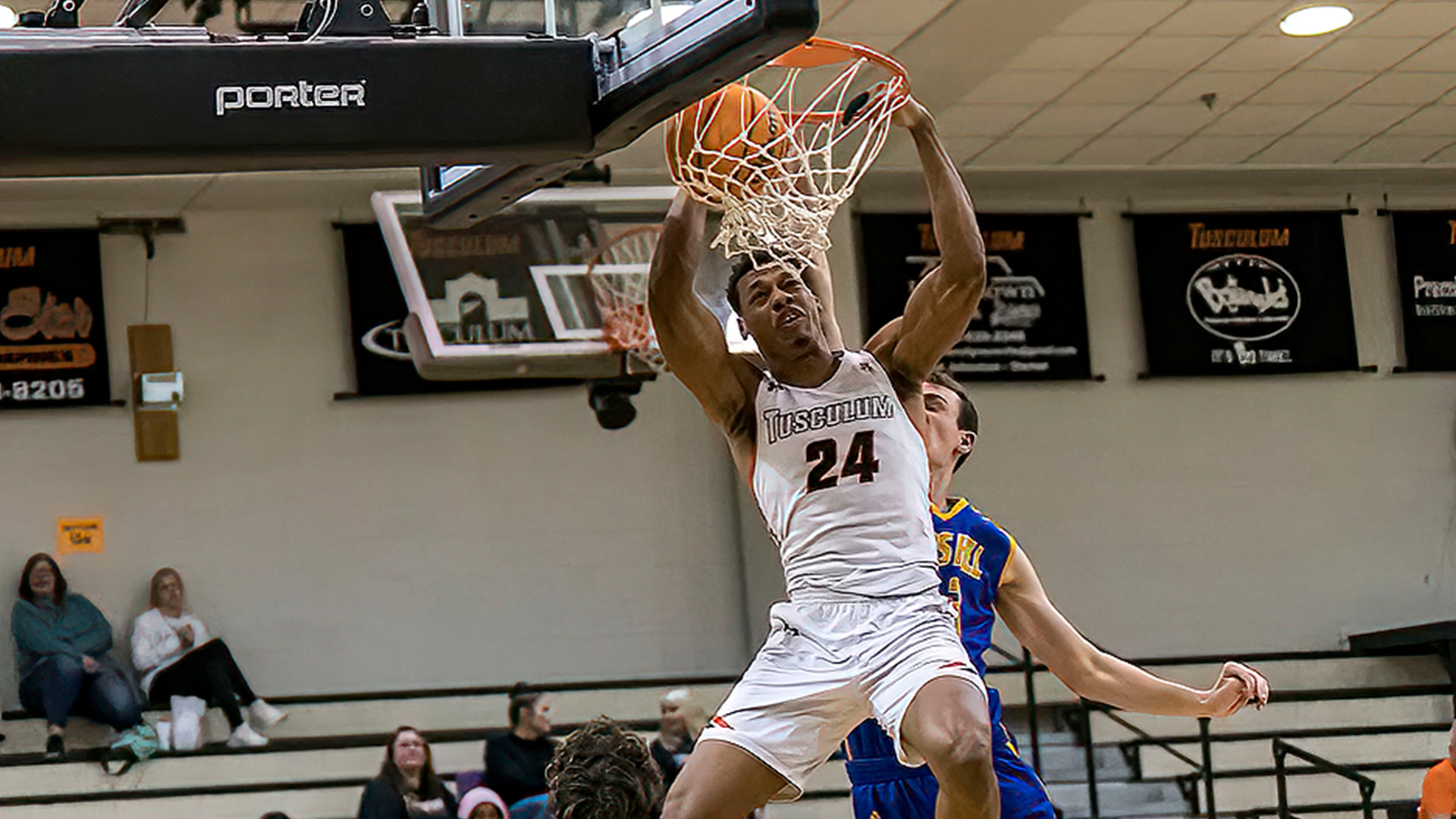 Tusculum downs Mars Hill in regular-season home finale for 4th straight win