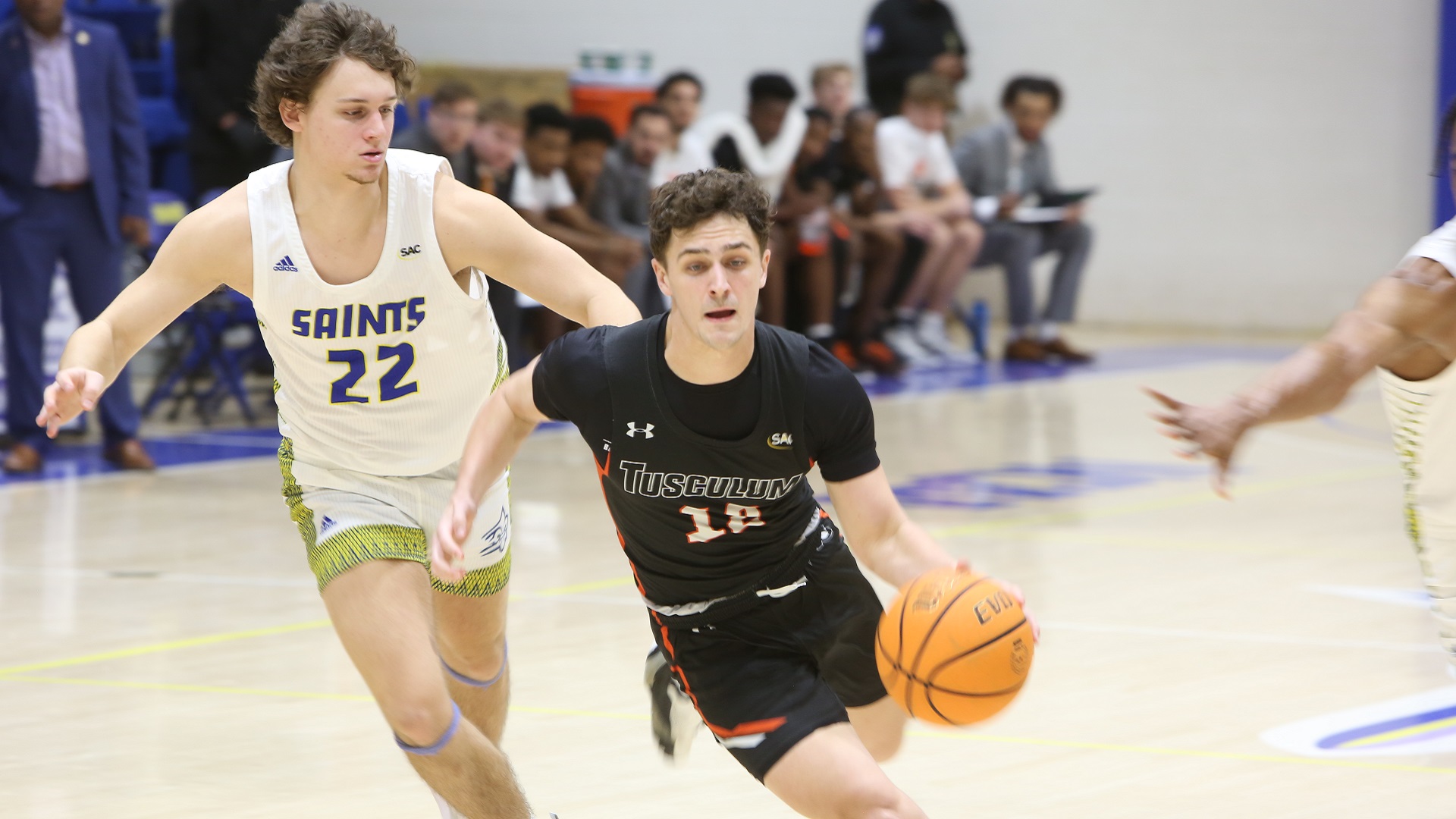 Late bucket boosts Pioneers to 71-67 win at Limestone