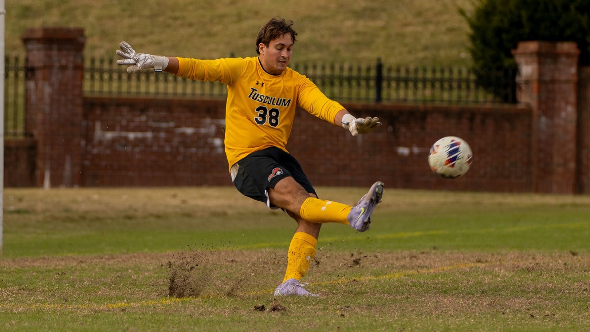 Carson-Newman gets late goal in 2-1 win over Pioneers