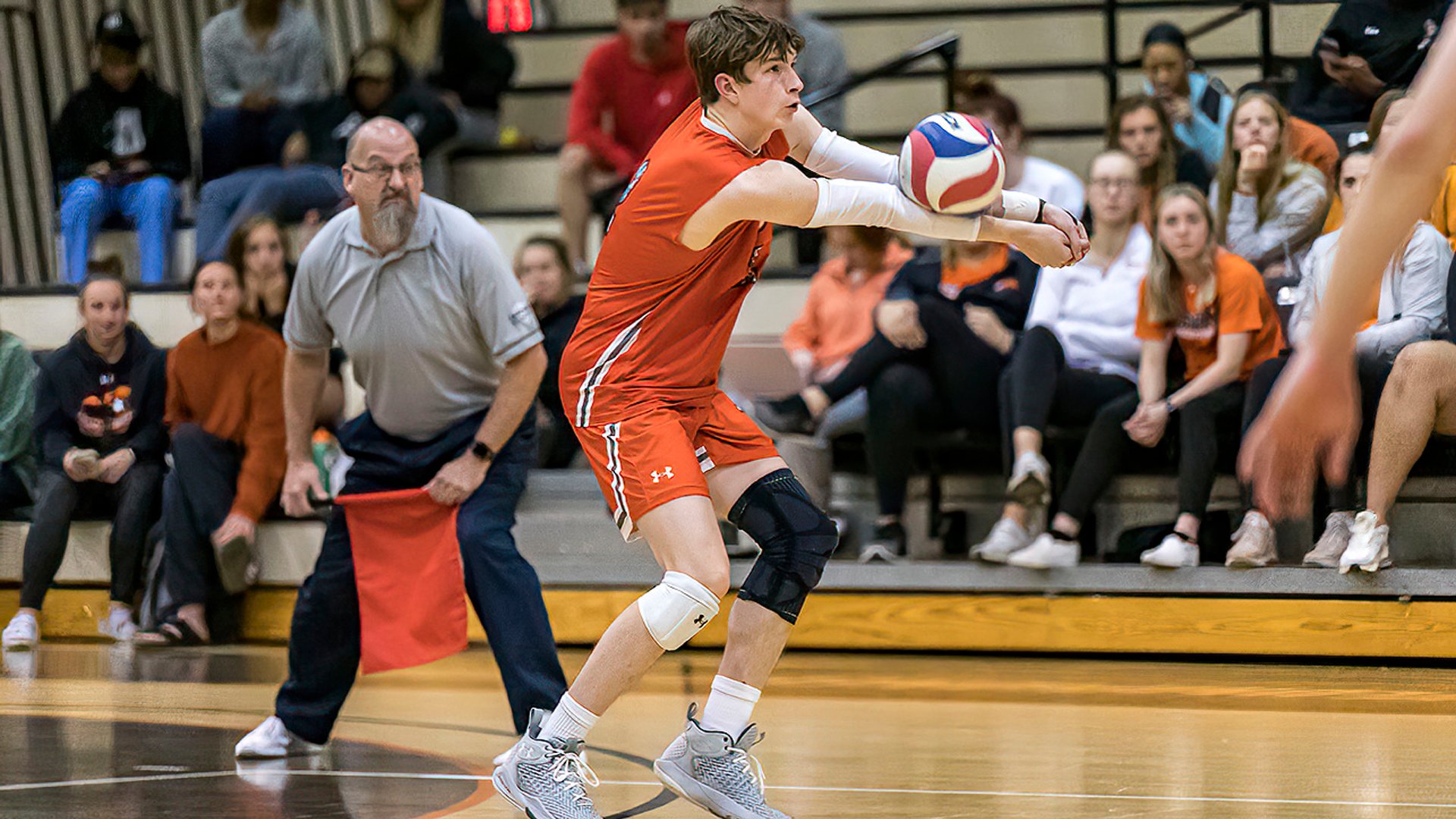 Royals take season series over Pioneers