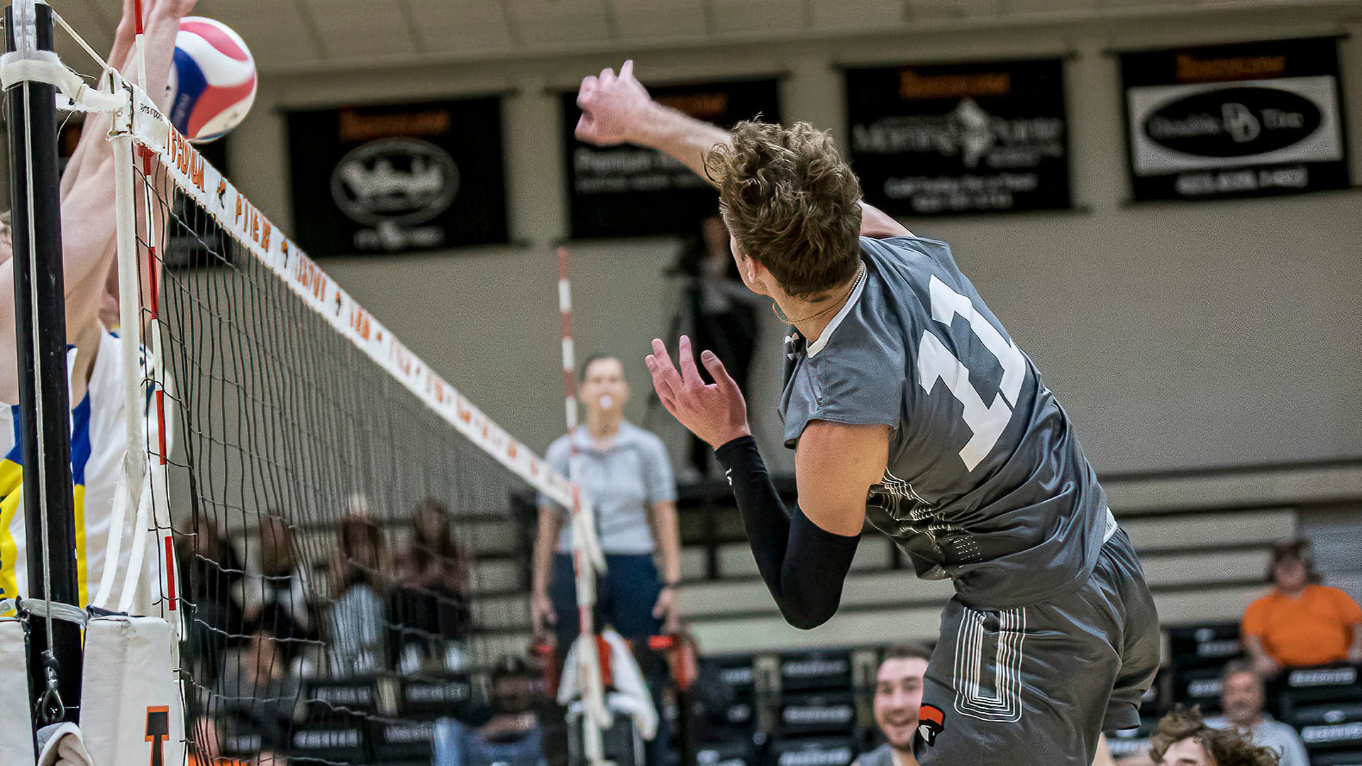 Pioneers pick up sweep at LMC