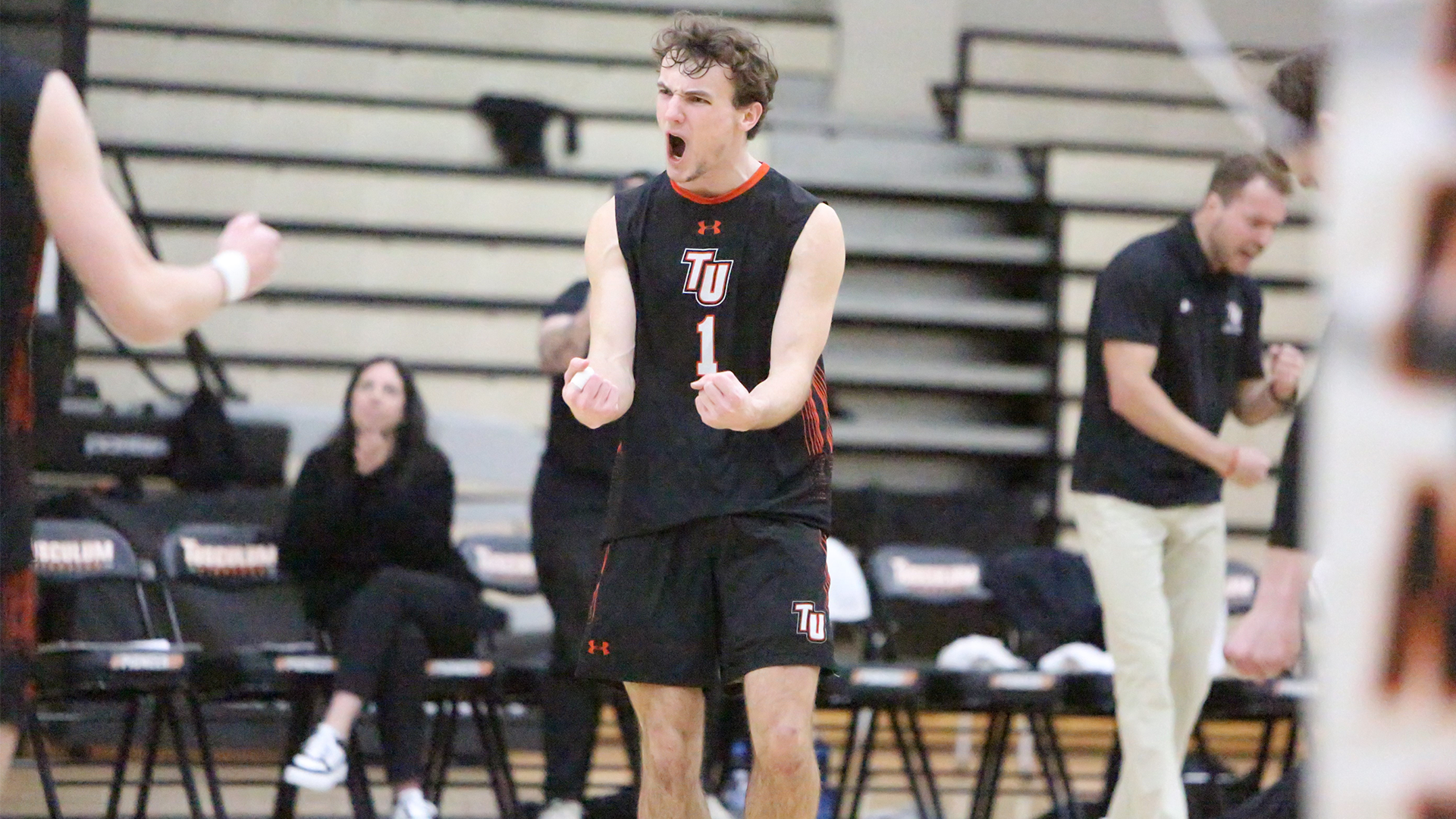 Pioneers prevail over Phoenix
