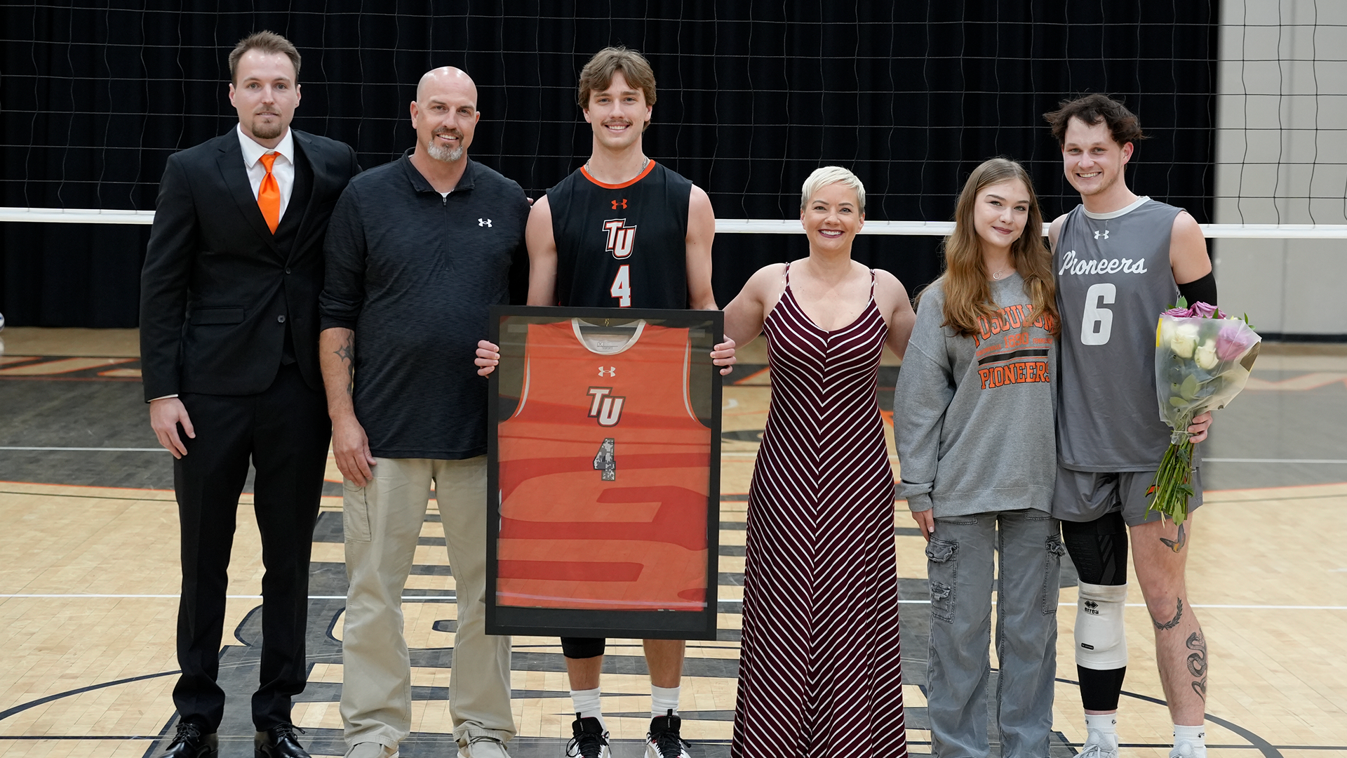 Wingo sets ace record on Senior Night