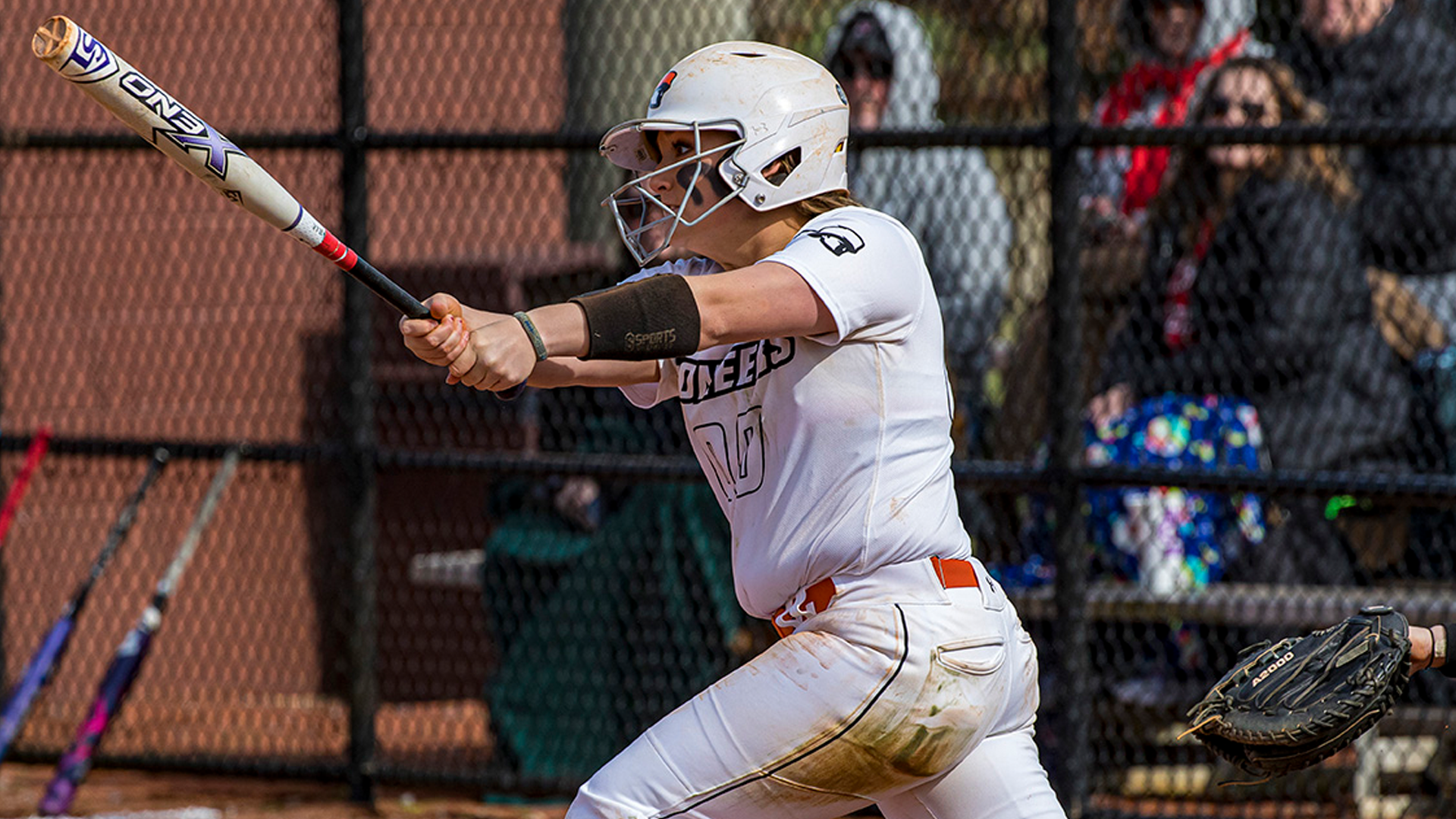 Pioneers Troubled by Rival Eagles