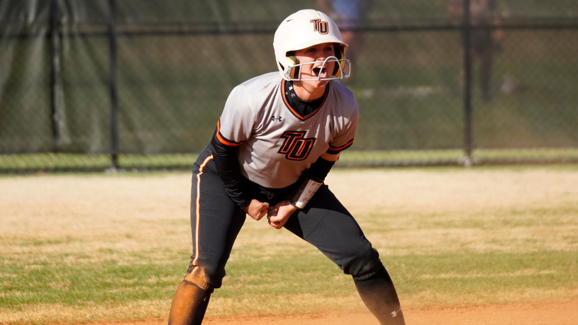 Pioneers pick up first sweep of Anderson since 2013