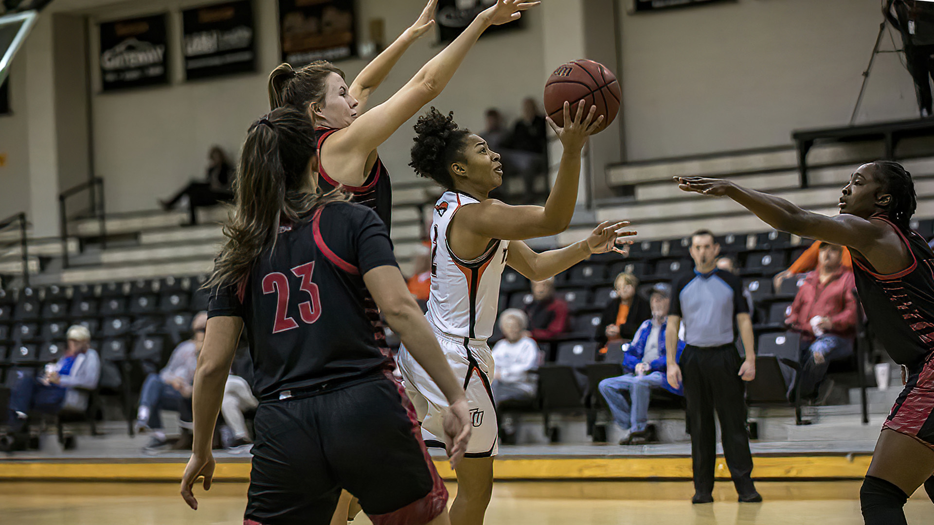 Newberry claims 52-45 home victory over Pioneers