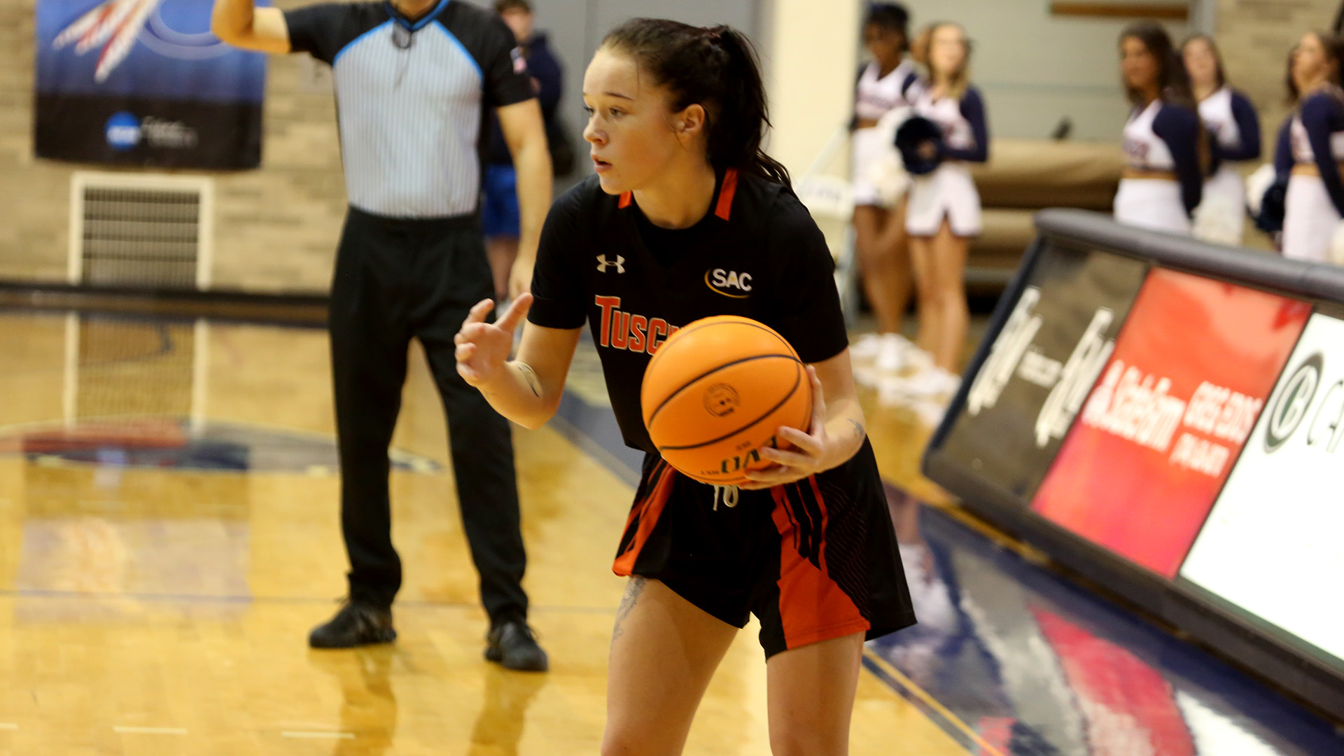 Pioneers surge past Queens in second half for 74-41 victory