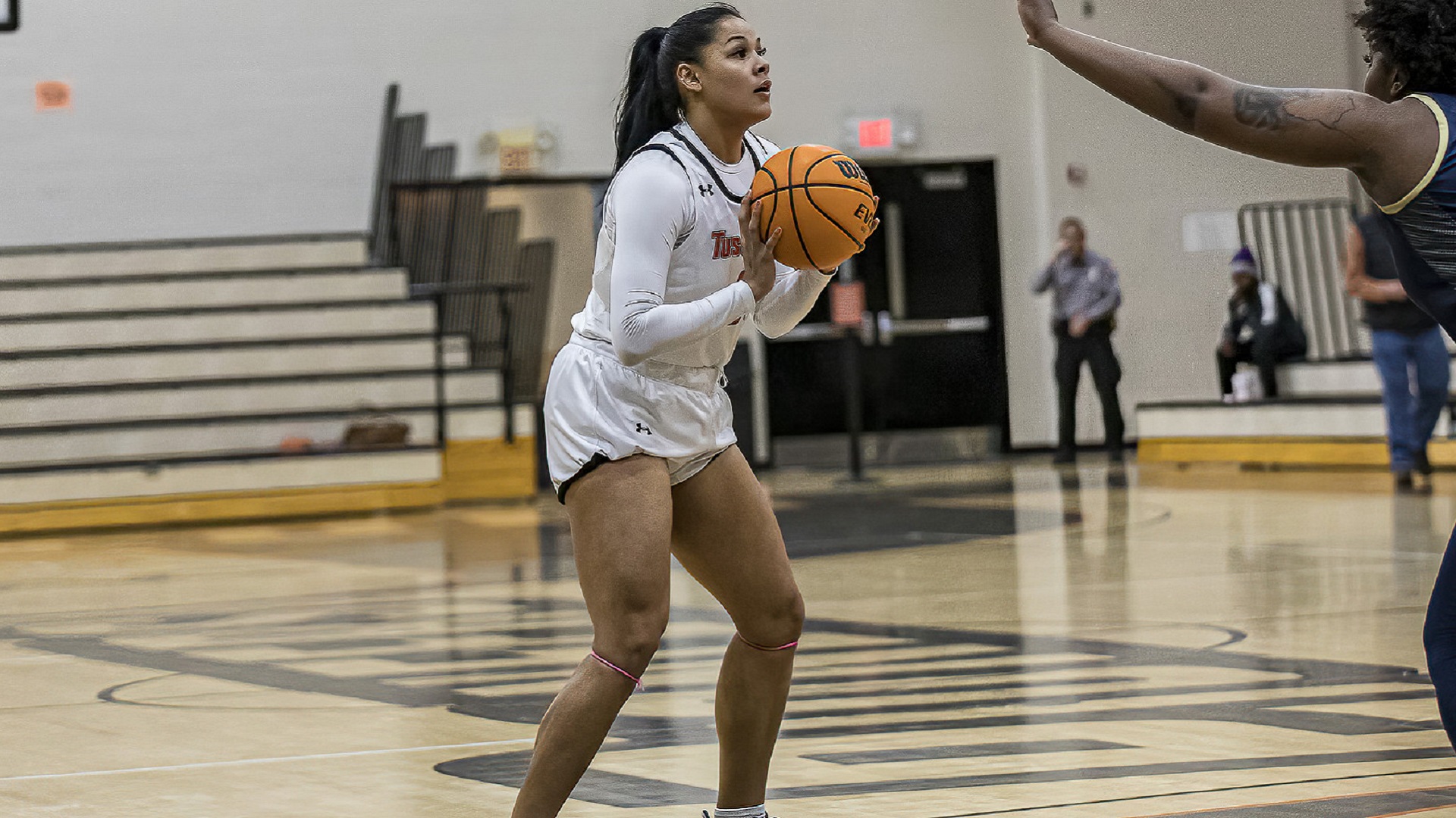 Pioneer rally comes up short in 63-52 loss to LMU