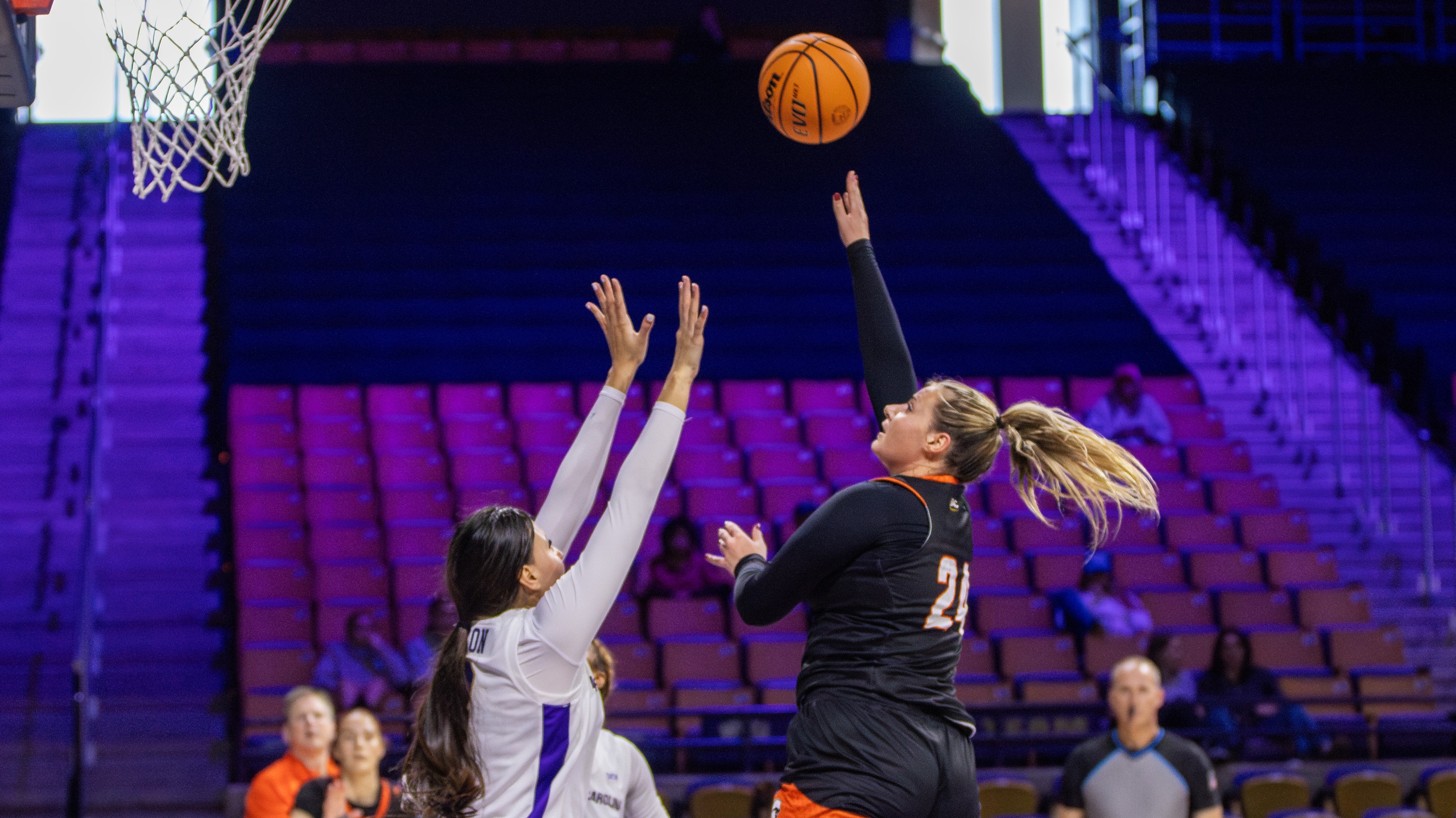 Josie Horner led the Pioneers with 11 points at Western Carolina (photo by Kari Ham)