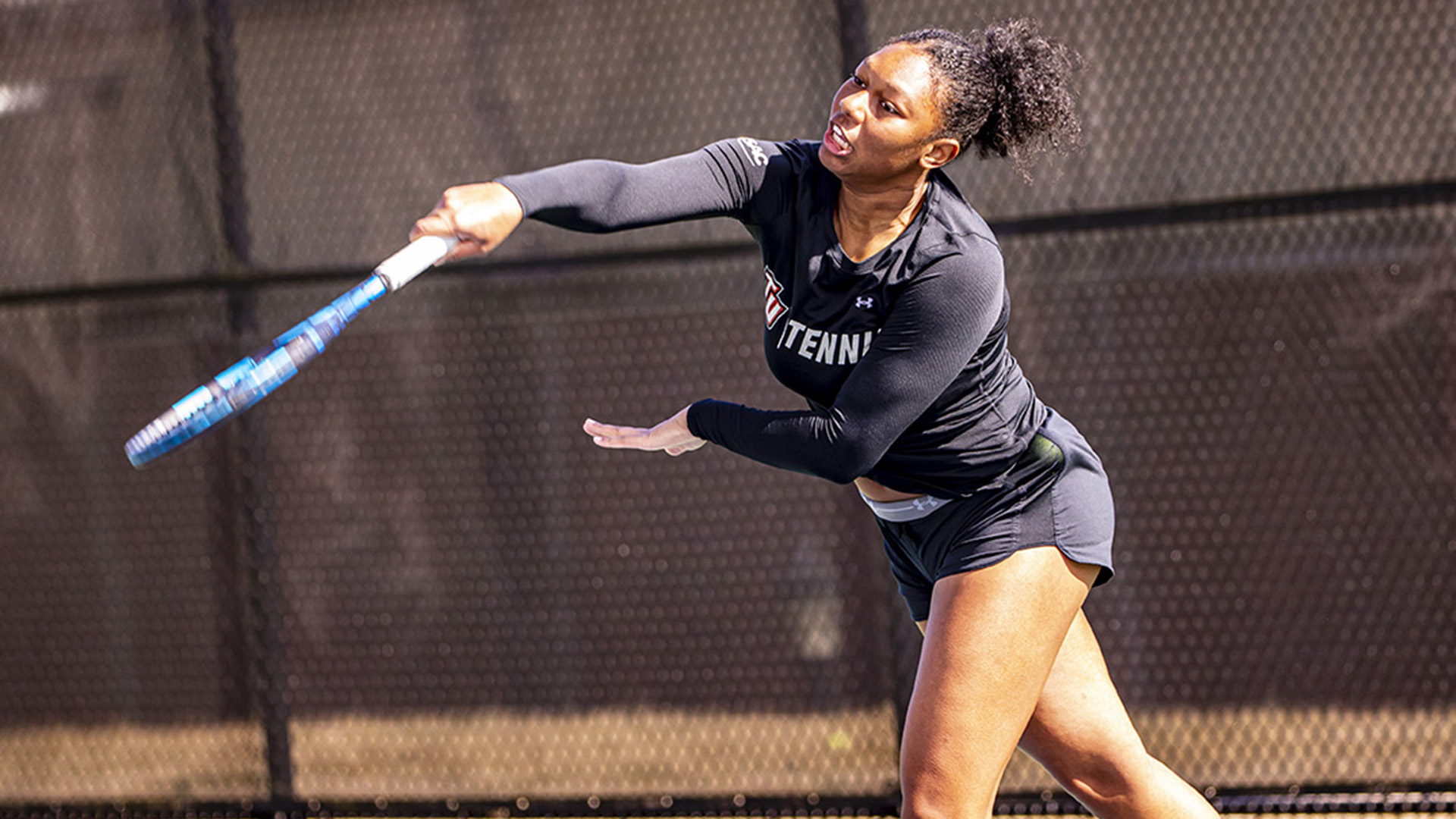 Pioneers' win streak ends with 6-1 loss at Queens