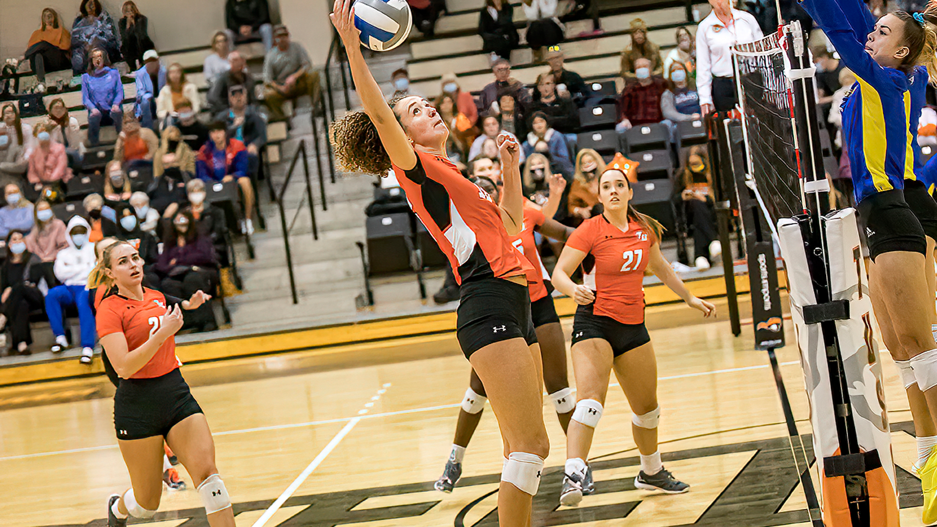 Pioneers spoil Eagles' night, ride career highs